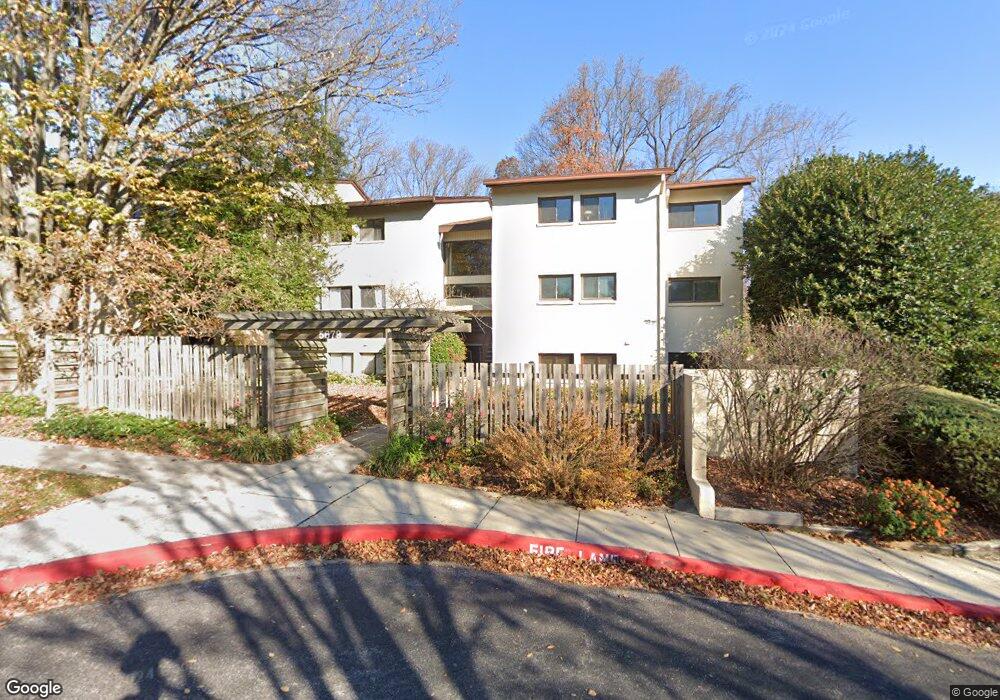 5679 Harpers Farm Rd unit D, Columbia, MD 21044 - photo 1