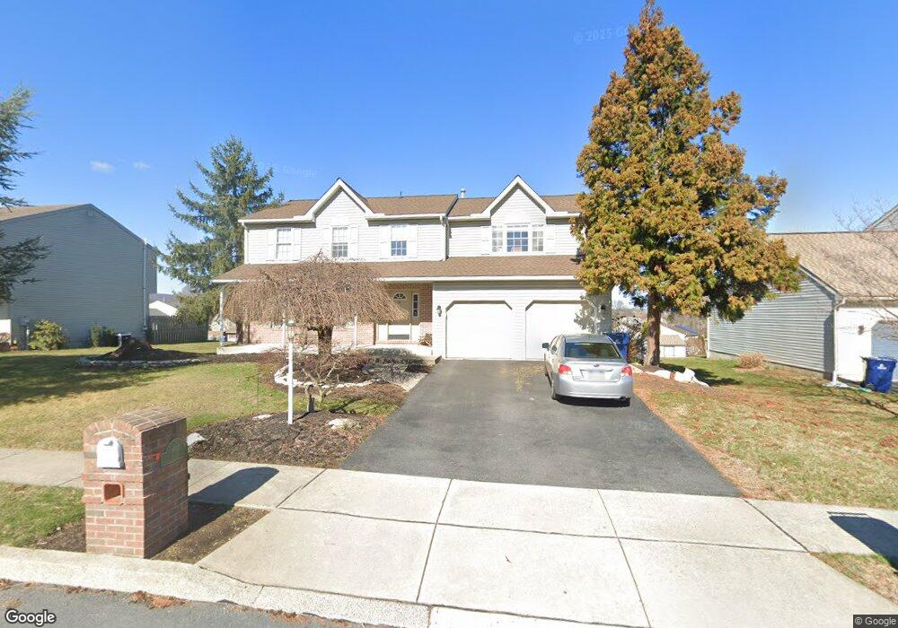 402 Unami Dr, Reading, PA 19608 - photo 1