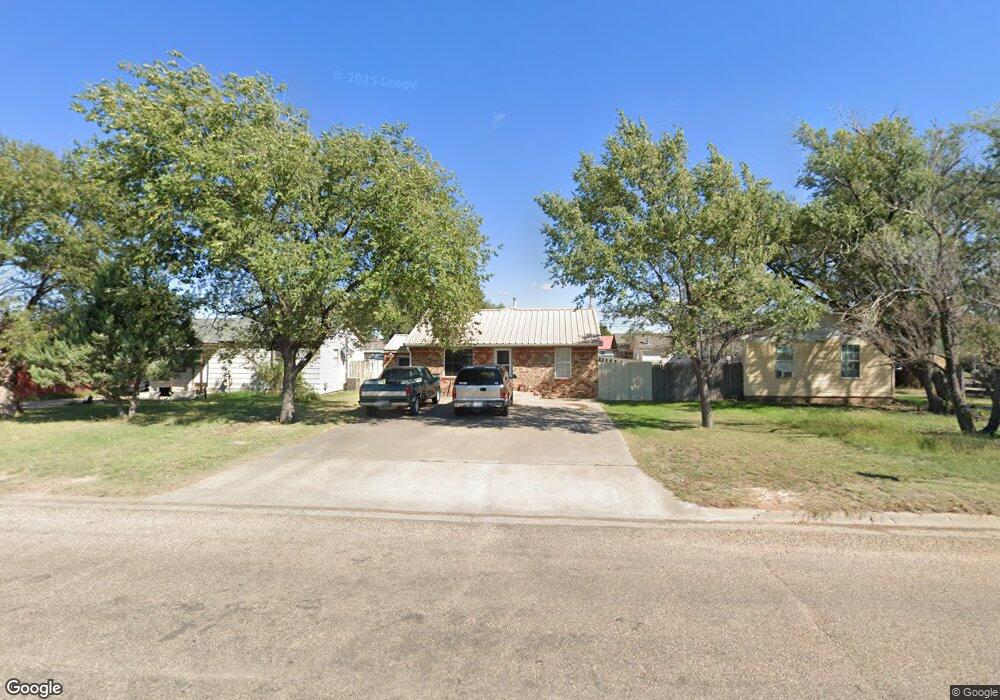 302 N Birge Ave, Dumas, TX 79029 - photo 1