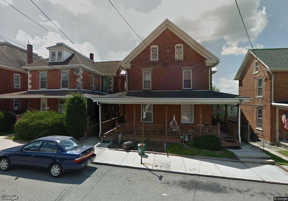 36 W 4th St, Waynesboro, PA 17268 - photo 1