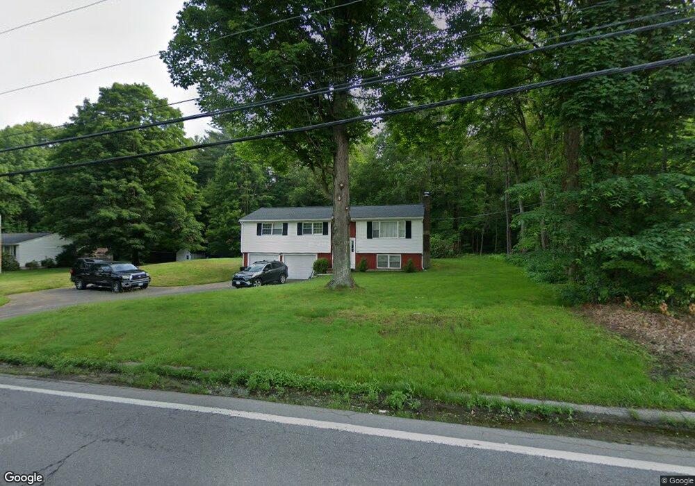 94 Dracut Rd, Hudson, NH 03051 - photo 1