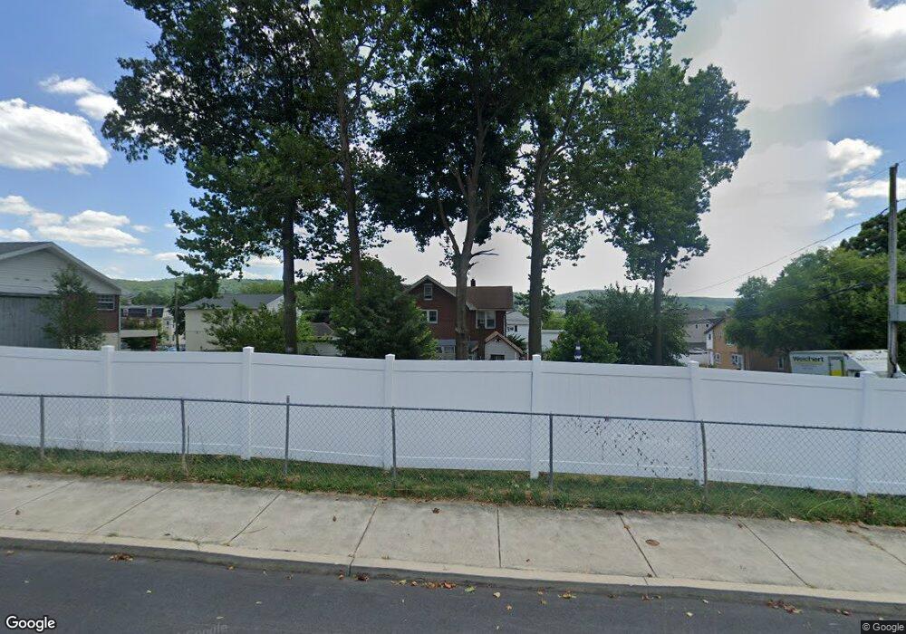 206 E Cumberland St unit 208, Allentown, PA 18103 - photo 1