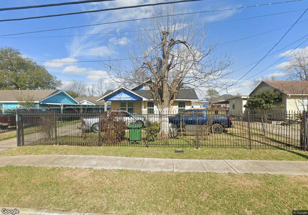 6835 Fairway Dr, Houston, TX 77087 - photo 1