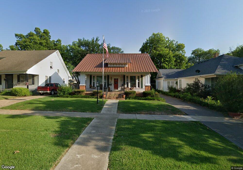 922 McLish St, Ardmore, OK 73401 - photo 1