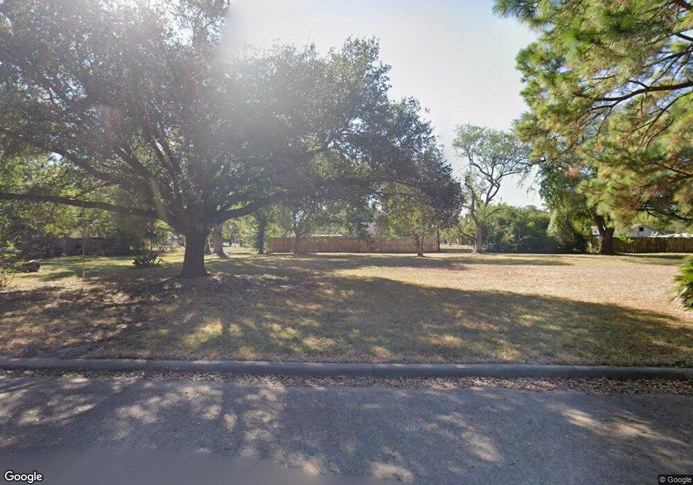 7951 Shady Arbor Ln, Houston, TX 77040 - photo 1