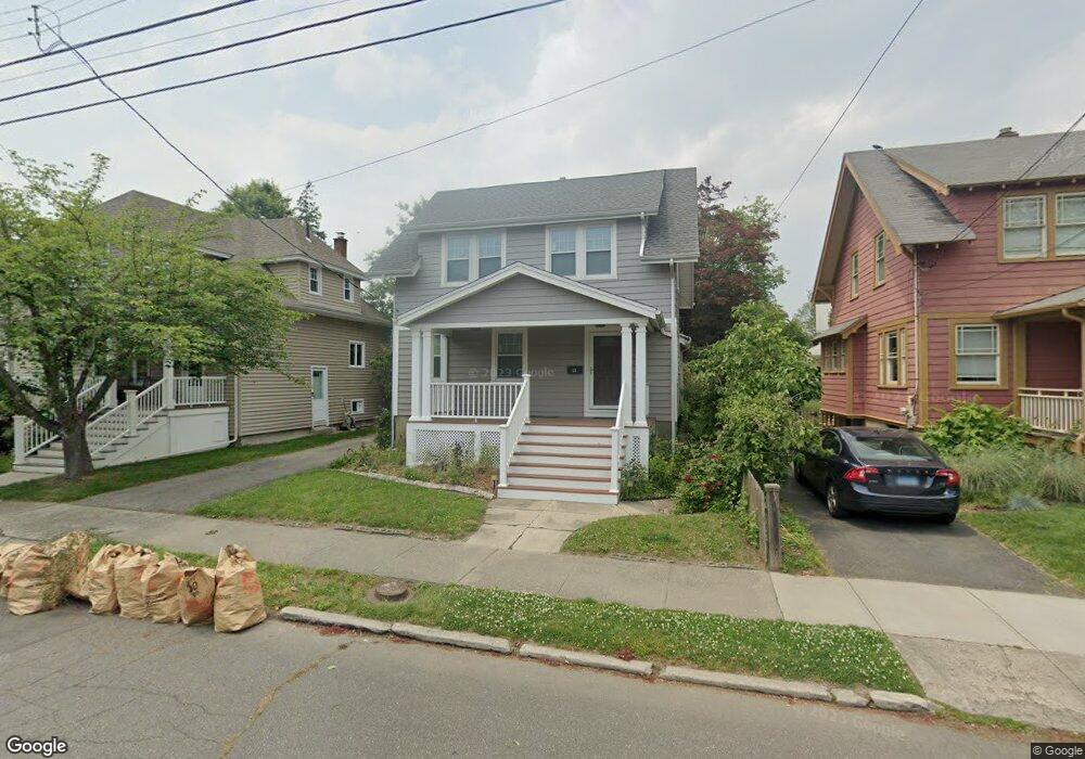 33 Harborview Place, Bridgeport, CT 06605 - photo 1