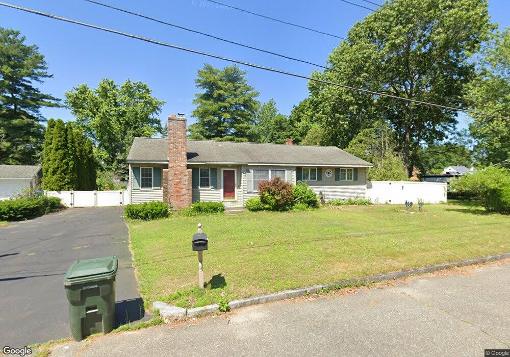 118 Jerilis Dr, Springfield, MA 01119 - photo 1