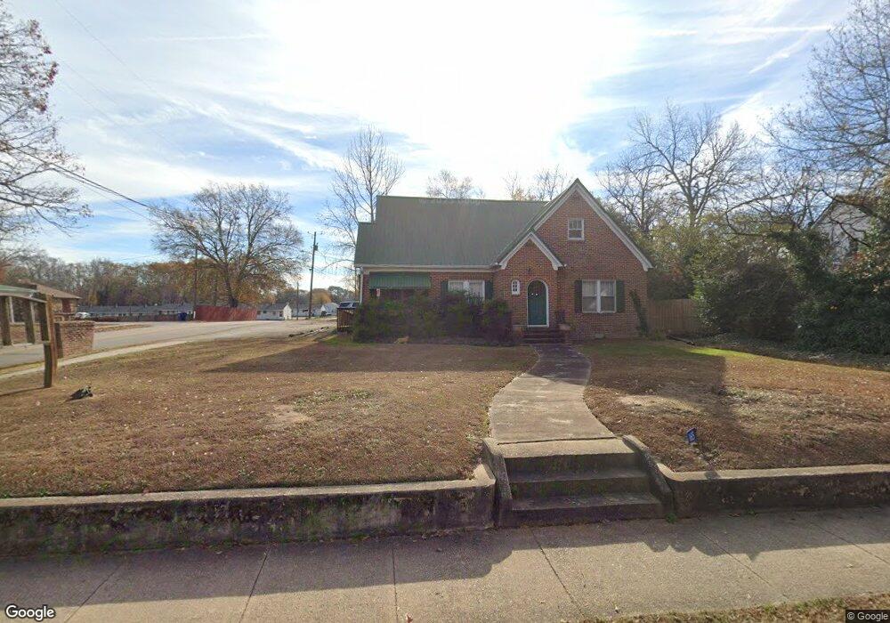 165 N Broad St, Winder, GA 30680 - photo 1