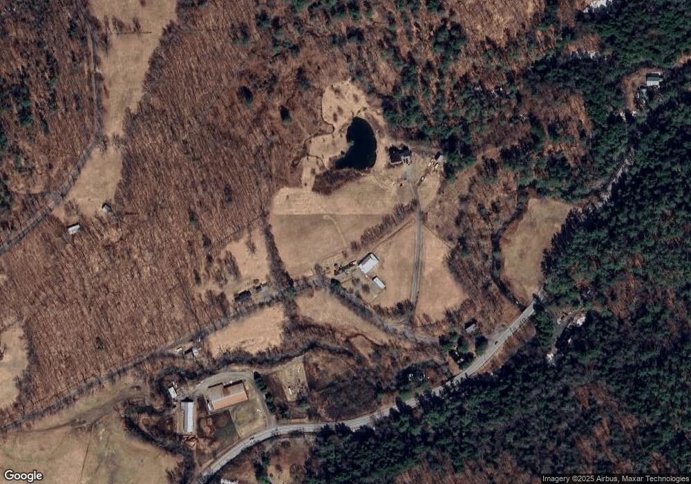 6106 Kendall Rd, Woodstock, VT 05091 - photo 1