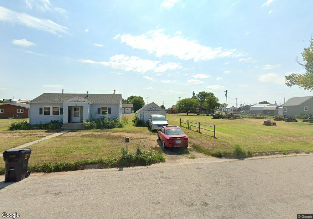 132 N 11th St, Wakeeney, KS 67672 - photo 1
