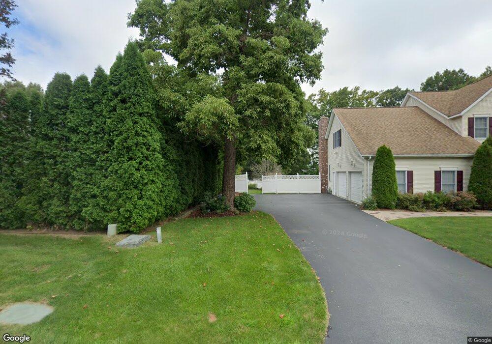 87 Raven Cir, Cranston, RI 02921 - photo 1