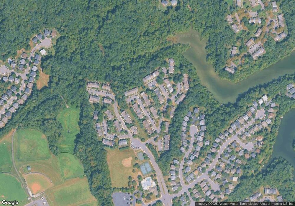 15501 Port Washington Ct, Dumfries, VA 22025 - photo 1