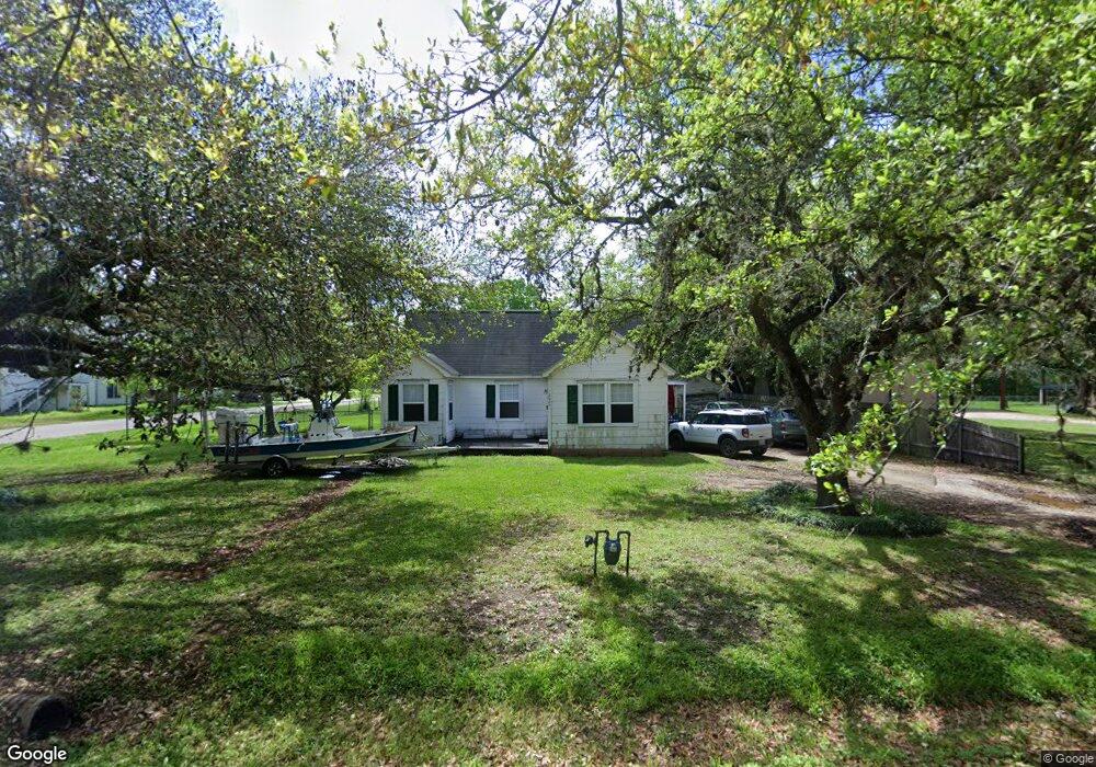 2020 Marguerite St, Bay City, TX 77414 - photo 1