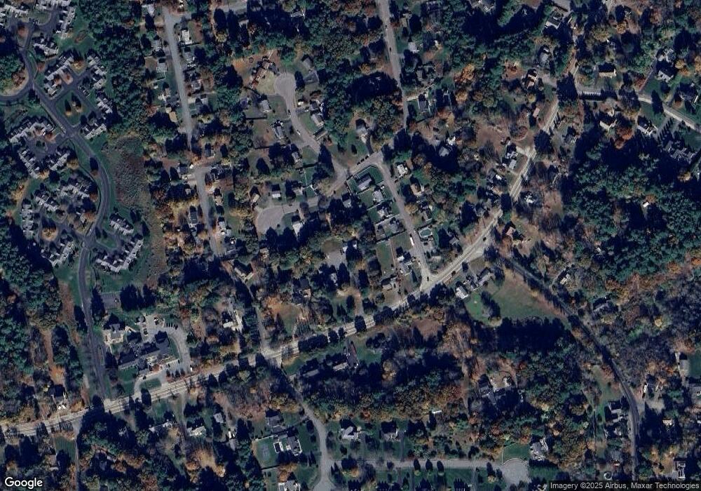 353 East St unit 1, Wrentham, MA 02093 - photo 1