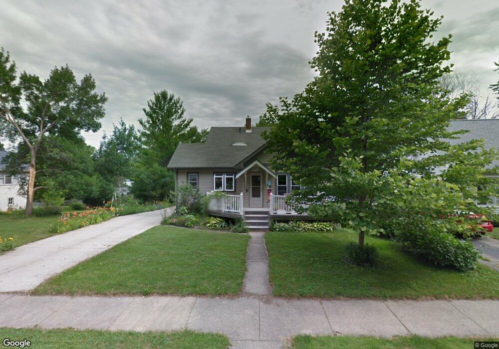 1810 Osborn Rd, Lansing, MI 48915 - photo 1