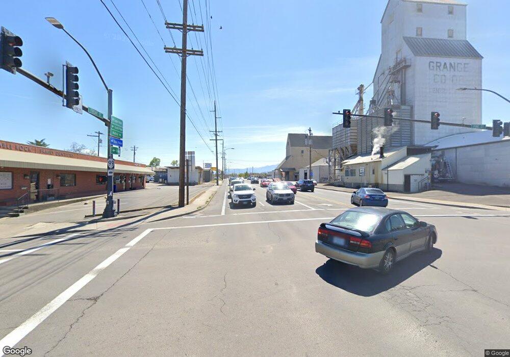 6 E Pine St, Central Point, OR 97502 - photo 1