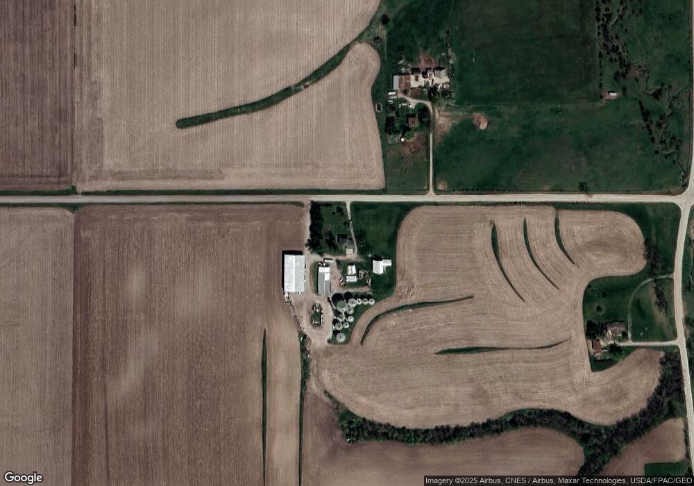 5935 S 60th Ave E, Newton, IA 50208 - photo 1