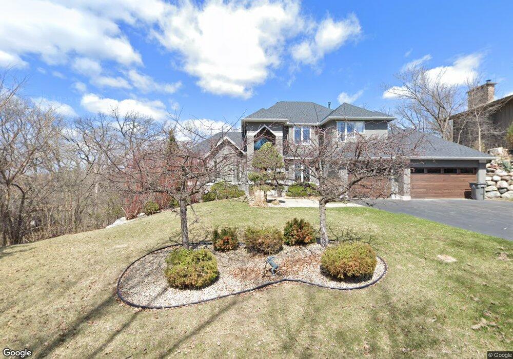 14210 Stonegate Ln, Minnetonka, MN 55345 - photo 1