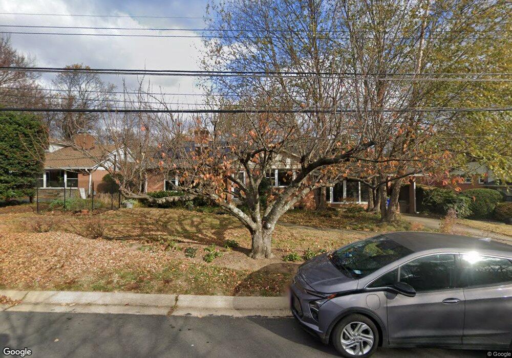 9106 Brierly Rd, Chevy Chase, MD 20815 - photo 1