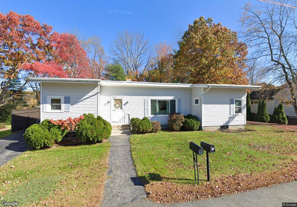 727 Fairfield St, Manchester, NH 03104 - photo 1