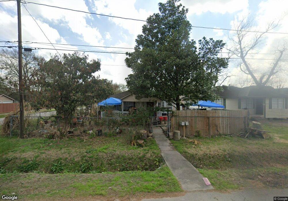 620 Firnat St, Houston, TX 77022 - photo 1