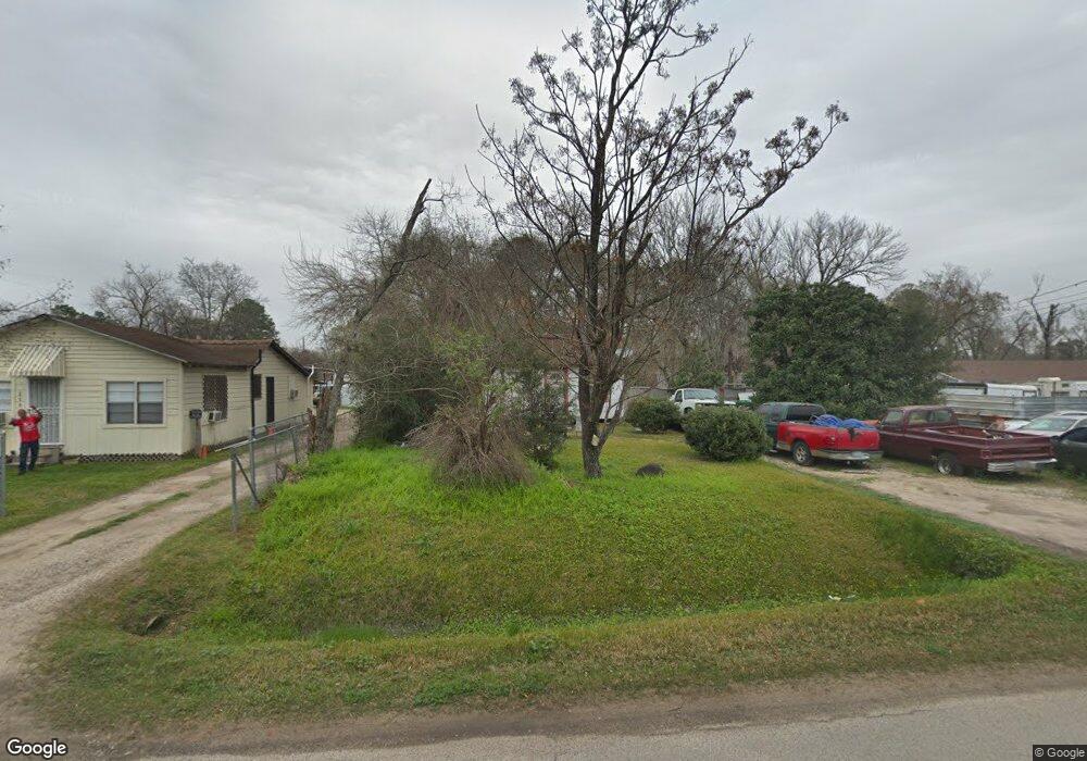 2430 De Soto St, Houston, TX 77091 - photo 1