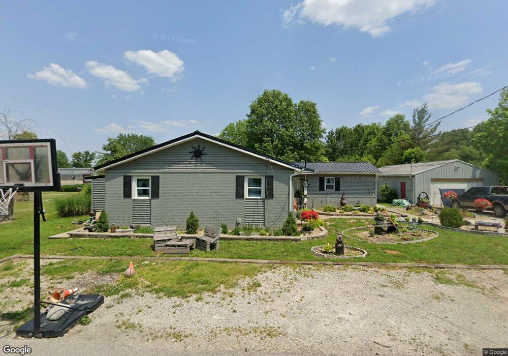 135 S 3rd St, Austin, IN 47102 - photo 1