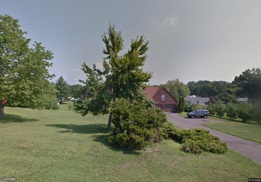 8 Breezy Knoll Dr, Bloomfield, CT 06002 - photo 1