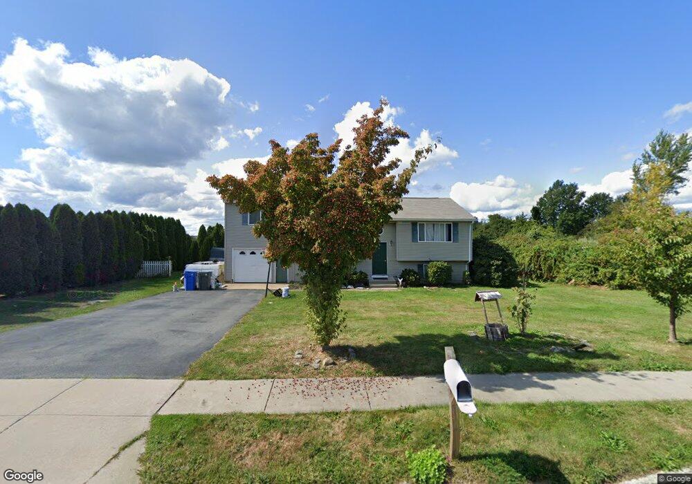 22 Commerce Dr, Middletown, RI 02842 - photo 1