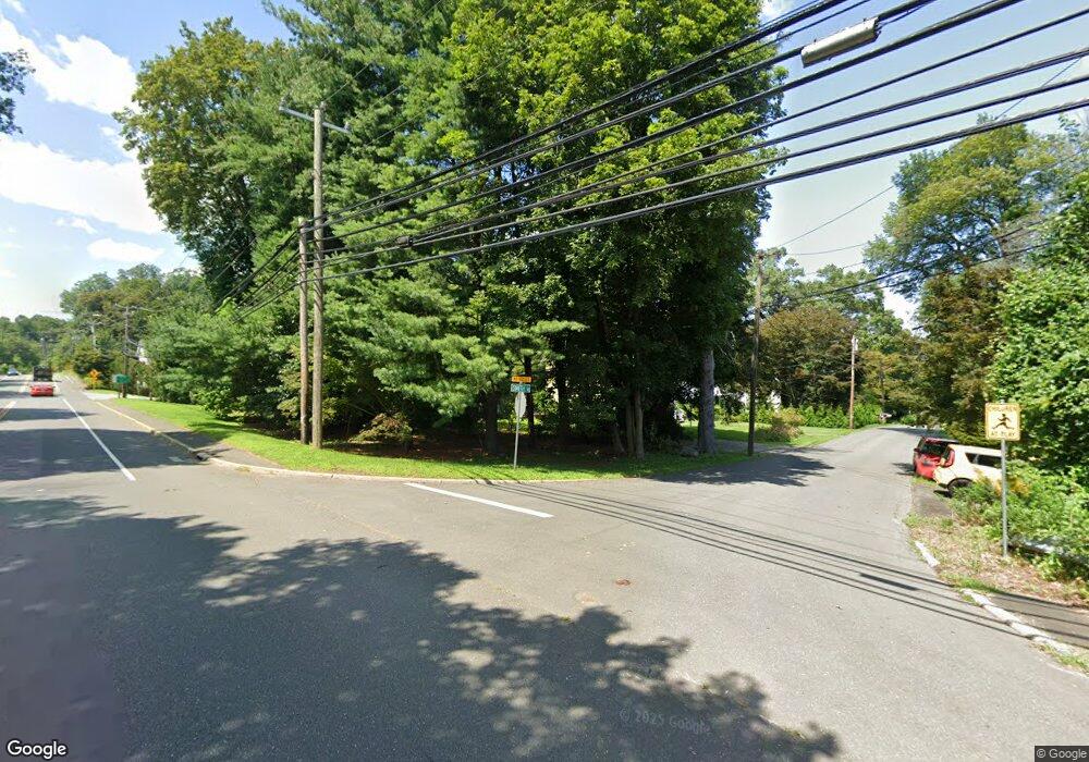 66 Old North Main St, Redding, CT 06896 - photo 1