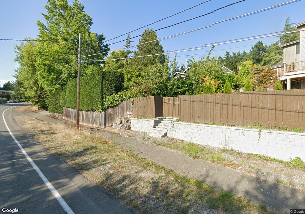 3034 W Mercer Way, Mercer Island, WA 98040 - photo 1