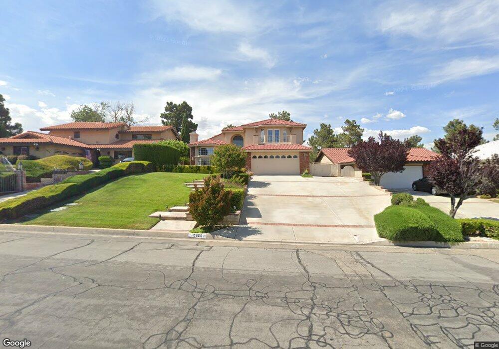 17960 Pebble Beach Dr, Victorville, CA 92395 - photo 1