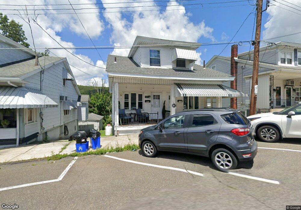 433 E Ridge St, Lansford, PA 18232 - photo 1