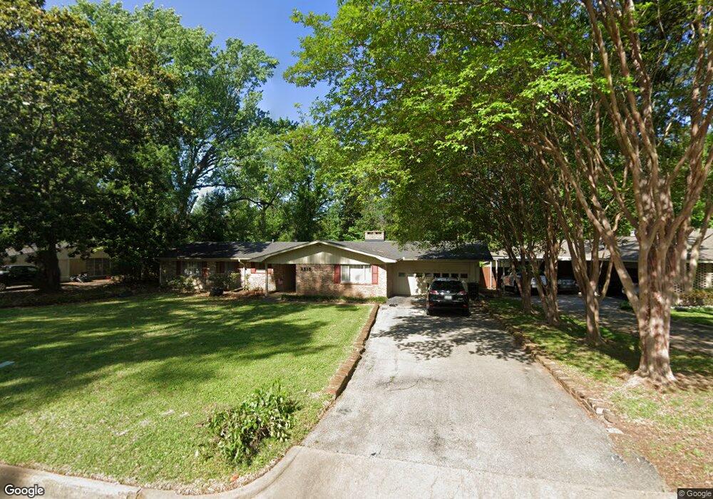 3515 Wynnwood Dr, Tyler, TX 75701 - photo 1
