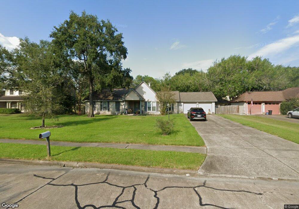 1512 Windsor Dr, Friendswood, TX 77546 - photo 1