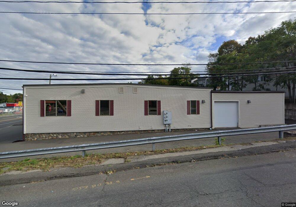 13 Pearl Lake Rd, Waterbury, CT 06706 - photo 1