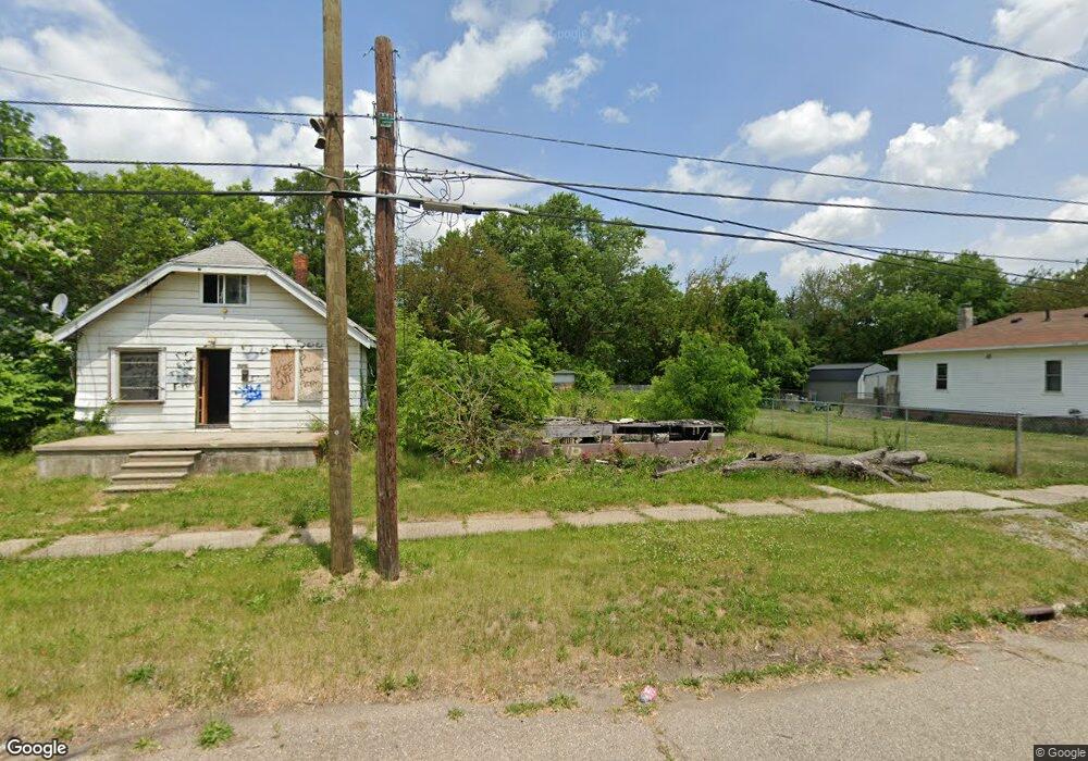 1725 Wyoming Ave, Flint, MI 48506 - photo 1