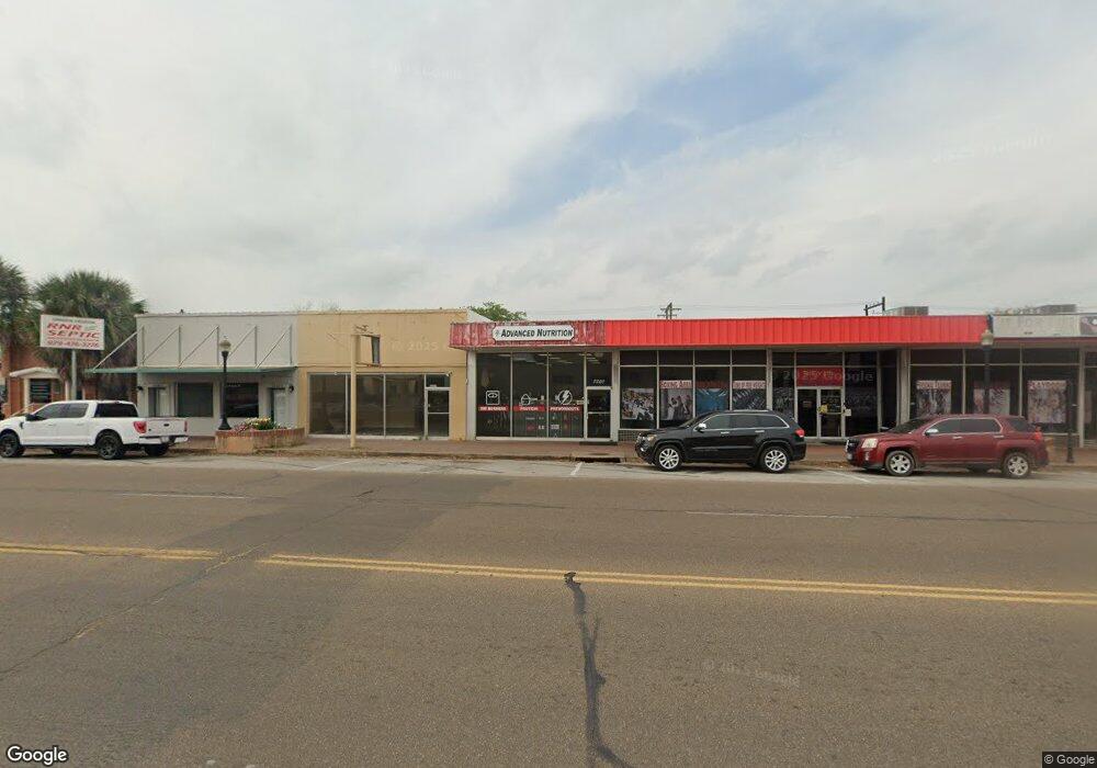 2220 Avenue F, Bay City, TX 77414 - photo 1