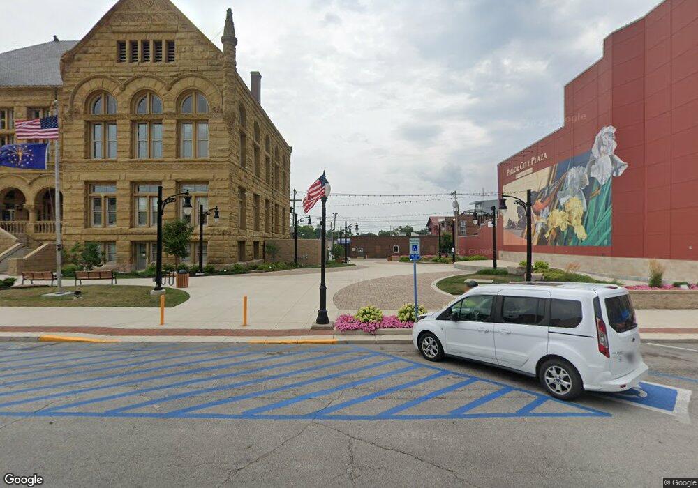 118 W Market St, Bluffton, IN 46714 - photo 1