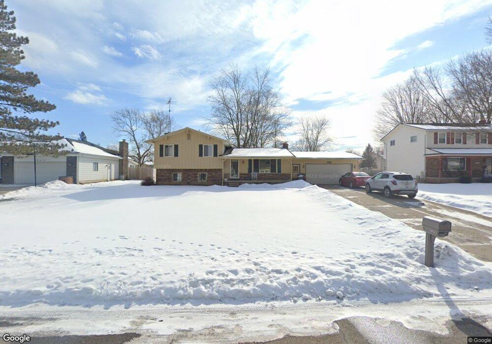 2313 Old Hickory Blvd, Davison, MI 48423 - photo 1
