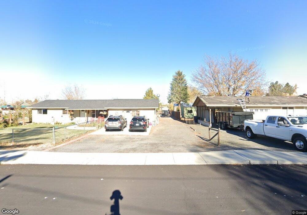 2823 SW Timber Ave, Redmond, OR 97756 - photo 1