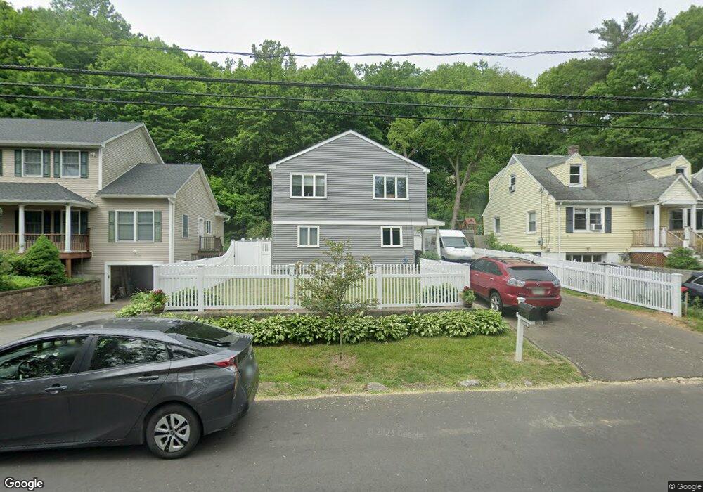 32 Caroline Place, Greenwich, CT 06831 - photo 1