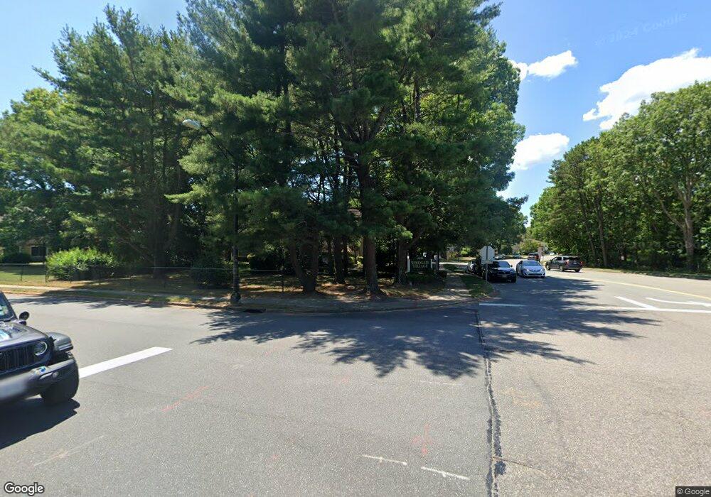 200 Springmeadow Dr unit K, Holbrook, NY 11741 - photo 1