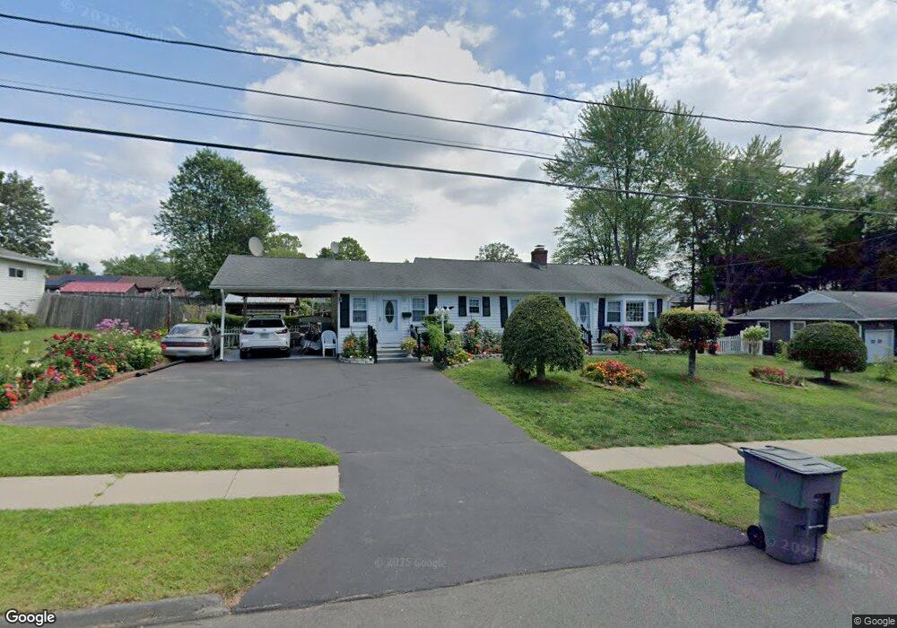 42 Brett Ln, Enfield, CT 06082 - photo 1