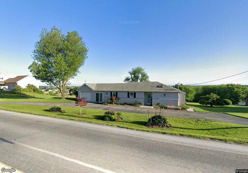 565 Georgetown Rd, Ronks, PA 17572 - photo 1