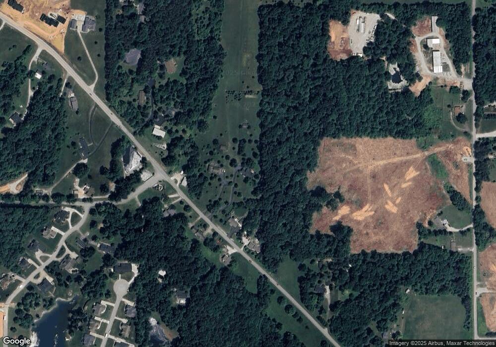 5320 Old Vincennes Rd, Floyds Knobs, IN 47119 - photo 1