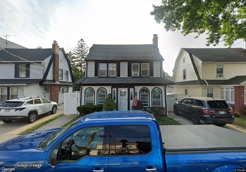 9221 242nd St, Bellerose, NY 11426 - photo 1