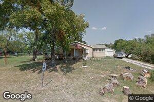 513 E Barrett Ave, Walker, MO 64790