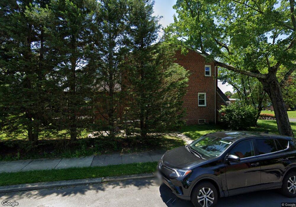 3211 Labyrinth Rd, Pikesville, MD 21208 - photo 1