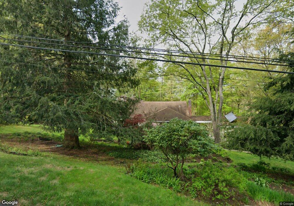 2237 Parker Ln, Yorktown Heights, NY 10598 - photo 1